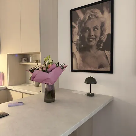 Appartement Elegans Belvarosi Studiolakas *